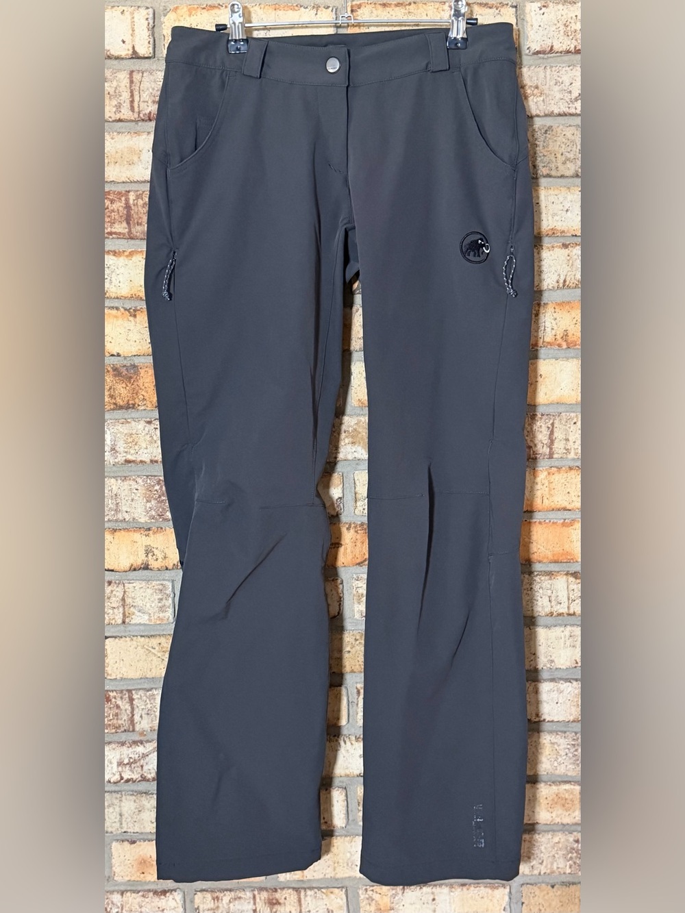 Mammut grey pants 8 short inseam 32”